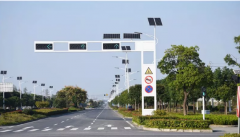 <b>順泰紅綠燈桿件，城市道路交通的可靠選擇！</b>